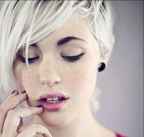 Не надо мне рассказывать как жить,