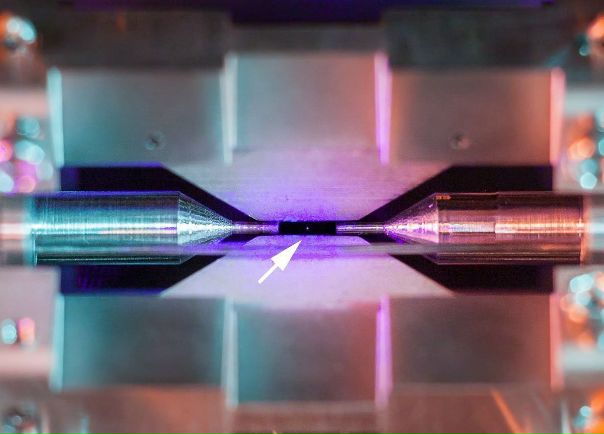 Ученому удалось сфотографировать одиночный атом камерой Canon