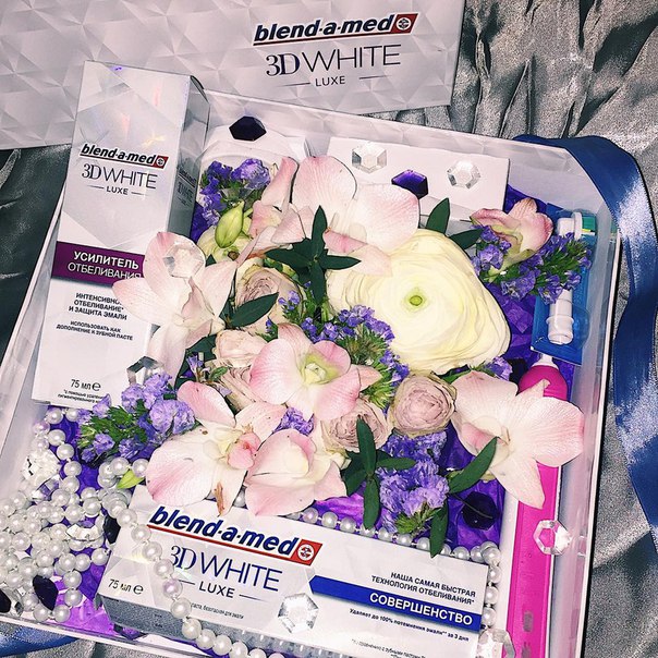 Пару слов отбеливании при слабой эмали и чувствительных зубках: 