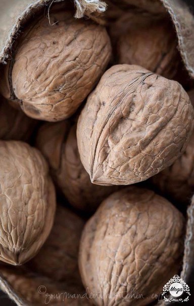 Теплый темно-серый оттенок