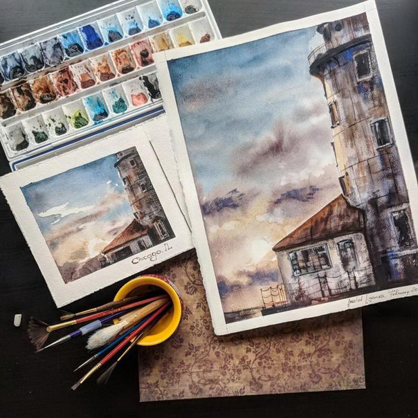 Ангелина Лигомина (Angelina Ligomina) живет в Чикаго всего лишь несколько лет, но очень полюбила этот город. Художнице нравится ходить по улицам и делать зарисовки под впечатлением увиденного. На бумаге появляются изображения самых интересных мест. 