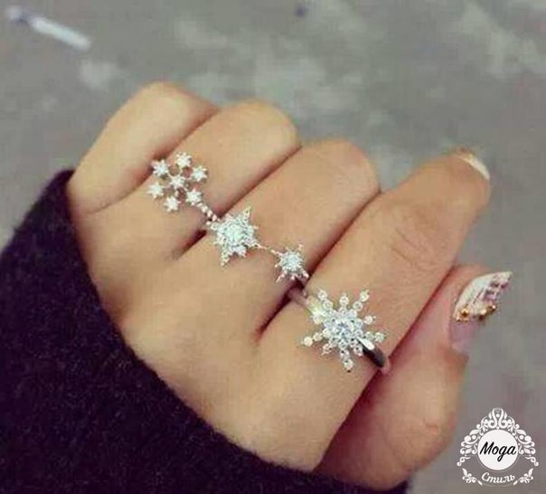 Скольким из нас нравятся такие украшения 