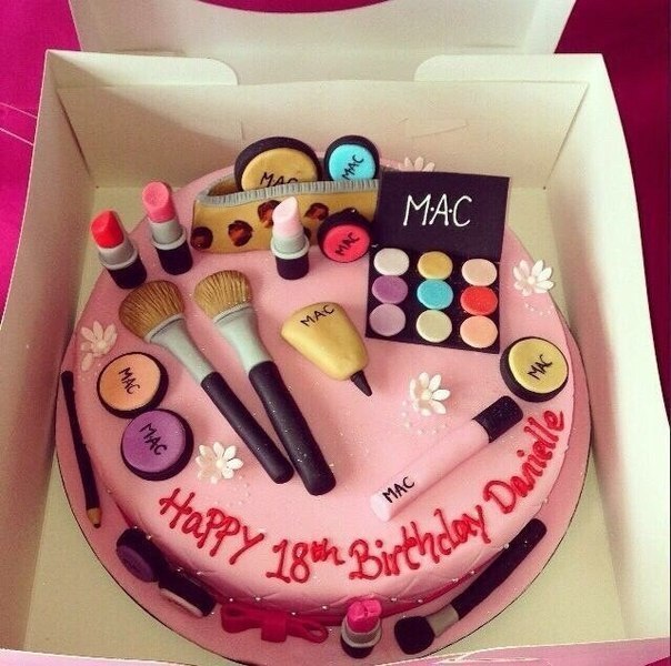 Настоящий женский тортик.