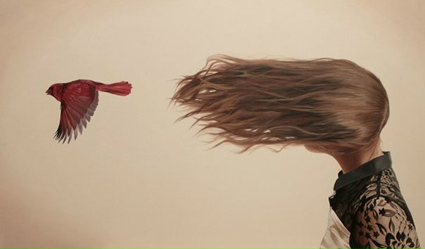 Алекс Холл (Alex Hall) – неординарный художник из Нэшвилла, автор серии сюрреалистических картин «Relativity» («Относительность»). Это своеобразное воплощение истории драматических взаимоотношений мужчины и женщины, лица которых оказываются скрыты от зрителя.