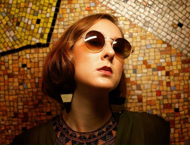 Келли Грин - нью-йоркская певица, пианистка, композитор.