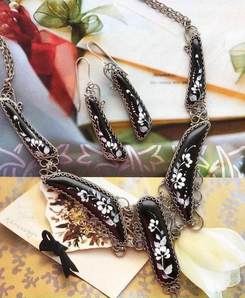 Колье и серьги в наличии. Финифть. Ручная работа Колье и серьги в наличии. Финифть. Ручная работа