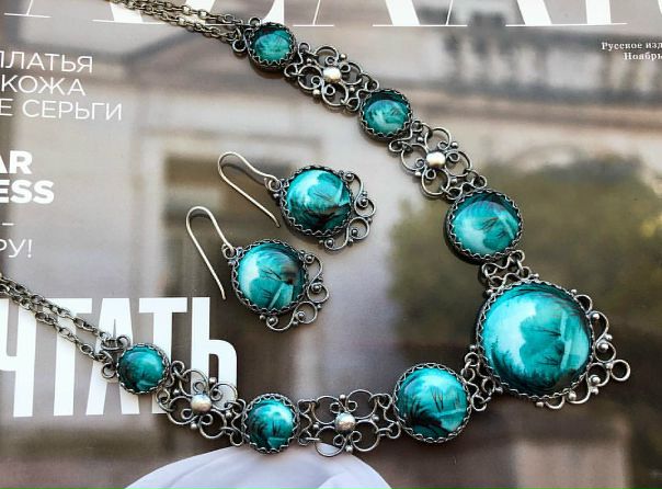 Комплект в наличии. Финифть. Ручная работа