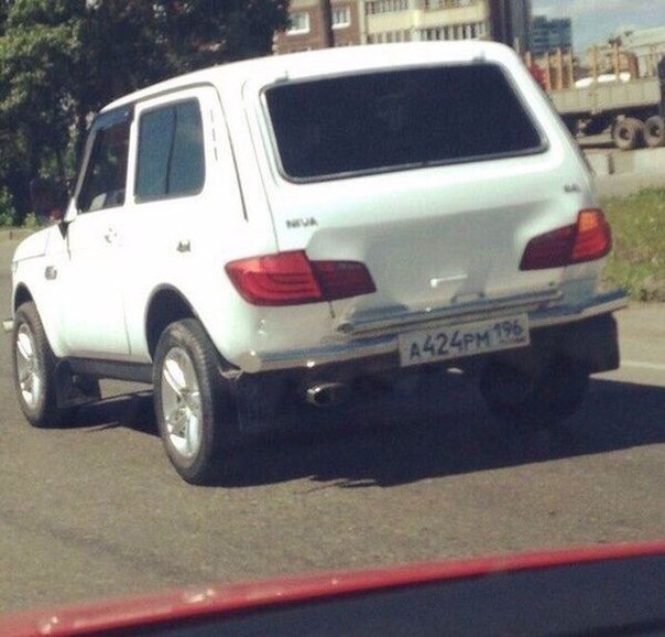 Нива с фонарями от BMW 