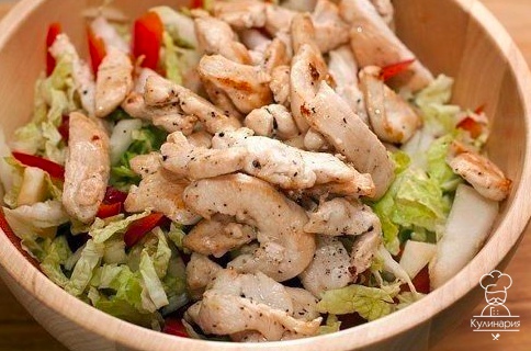 Салат с куриной грудкой