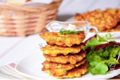 Оладьи из курицы и кукурузы