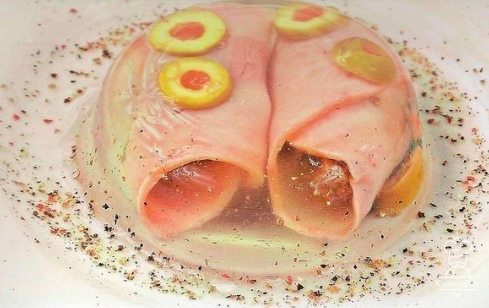 Заливное из курицы