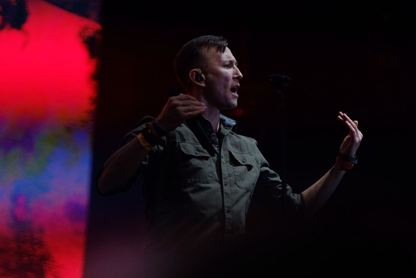 Lumen горели на сцене премии «Чартова дюжина». Больше фото на НАШЕ.ру: 