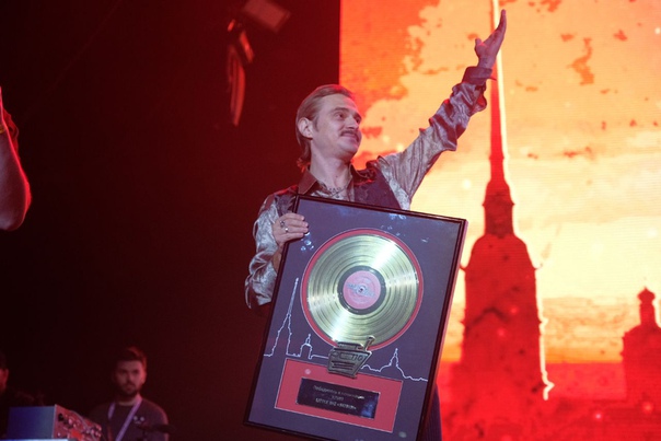 Не ожидали, а мы приперлись! Или как группа Little Big получила премию «Чартова дюжина» в номинации «Клип».