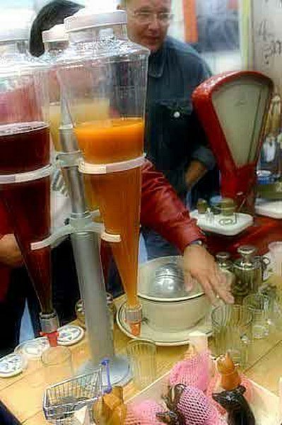 Кто успел попить сочку из таких емкостей