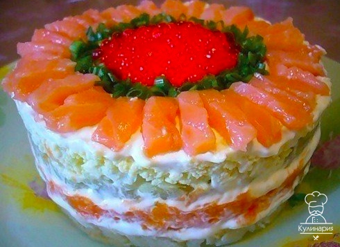 Салат с семгой