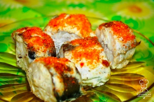 Хек запеченный со сметаной и горчицей с хрустящей корочкой