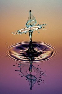 Жизнь - бумеранг. К тому и ведётся: что отдаёте, то и вернётся. То, что посеешь - то и пожнёшь, ложью пробьётся ваша же ложь. Каждый поступок имеет значение; Только прощая, получишь прощенье. Вы отдаёте - вам отдают, вы предаёте - вас предают, вы обижаете - вас обижают, вы уважаете - вас уважают… Жизнь – бумеранг : всё и всем по заслугам; Чёрные мысли вернуться недугом, светлые мысли - Божественным светом…Если не думал - подумай об этом.