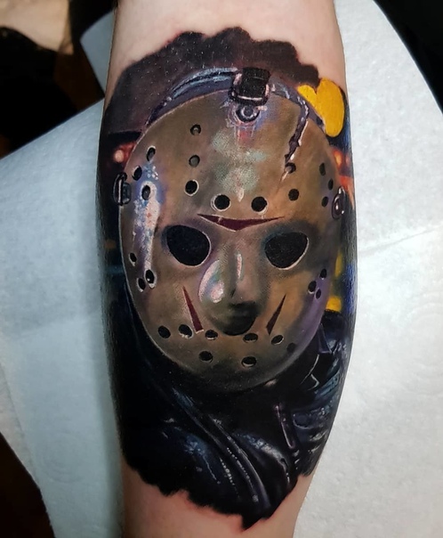 Реалистично 