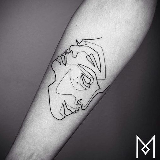 Татуировки в одну линию!