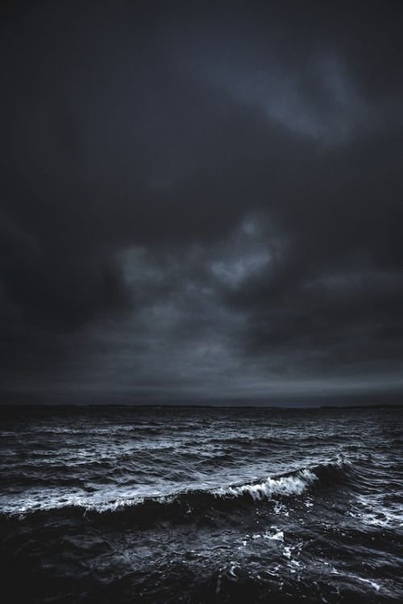 Страх обладает огромной силой — он отбирает у вас свободу выбора. Сейчас вы позволяете страху решать за вас, а потом тот же самый страх опять заставит вас передумать. Не нужно ничего делать от страха. Страх обладает огромной силой — он отбирает у вас свободу выбора. Сейчас вы позволяете страху решать за вас, а потом тот же самый страх опять заставит вас передумать. Не нужно ничего делать от страха.