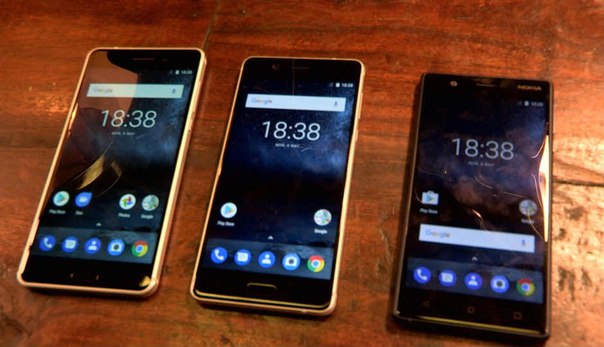 Nokia борется за лидерство на рынке по всем фронтам